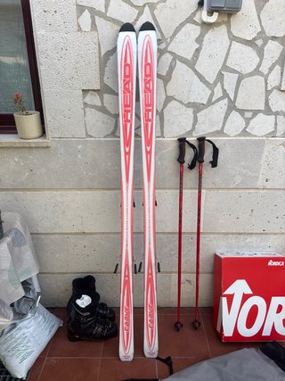 Sci Head Carve con Scarponi e Bastoni