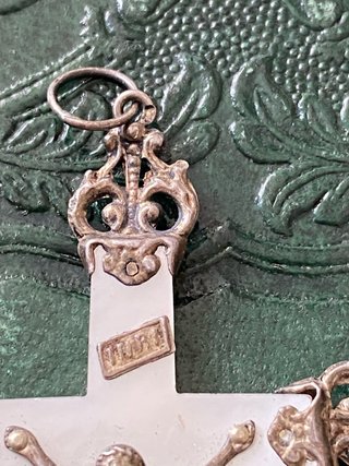 Precioso crucifijo antiguo plata y nácar