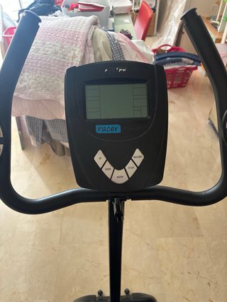 Bicicleta Estática Racer sin qpenas uso