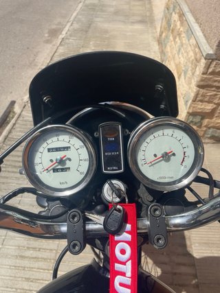 Yamaha SR 250 Special Negra