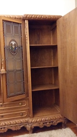 Armario Clásico Años 20 Madera y Cristal