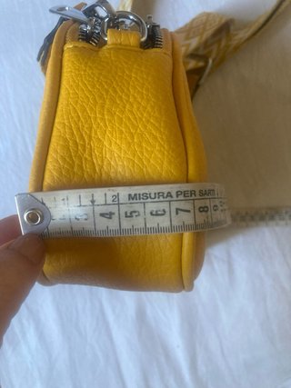 Borsa  gialla con tracolla fantasia