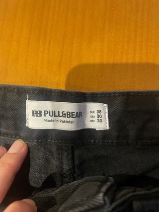 Bermudas tejanas Pull&Bear negras T.38