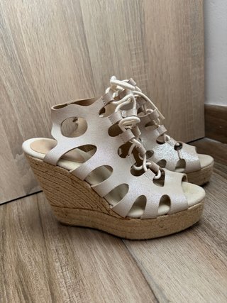 Cuñas verano con brillos beige/dorado