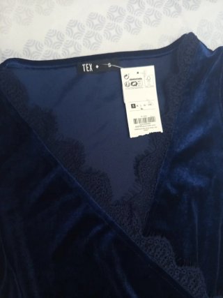 Vestido de terciopelo azul