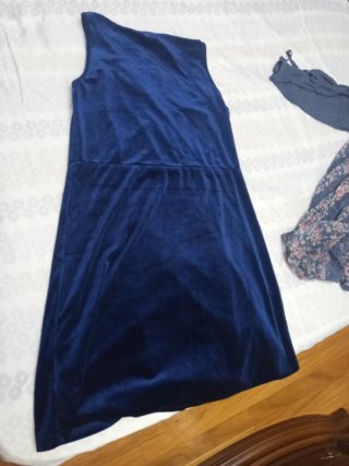 Vestido de terciopelo azul
