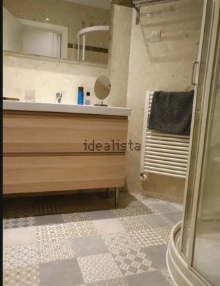 Mueble de baño Ikea Godmorgon con lavabo y grifo