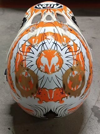 Casco Airoh Bargy Design