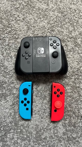 Nintendo Switch 2017 32g 4 joycons