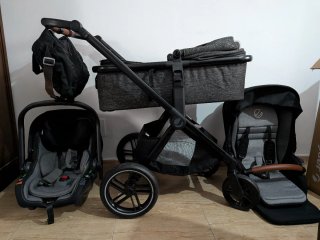 Carro de bebé negro