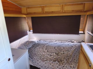 Caravana menos 750kg con papeles y p.solar