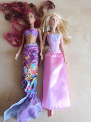 Muñecas Barbie sirena y princesa