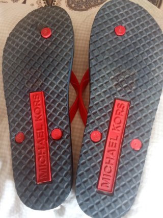 Sandalias Michael Kors Negras y Rojas