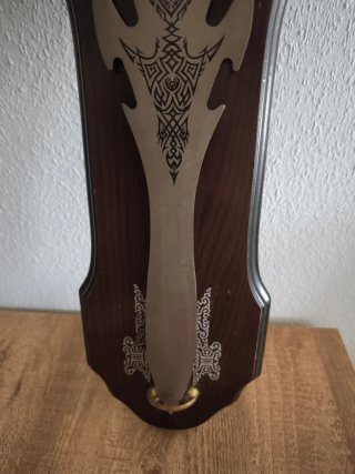 Espada decorativa de pared