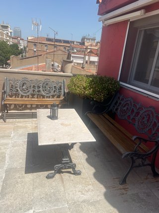 Mesa y 2 bancos de exterior