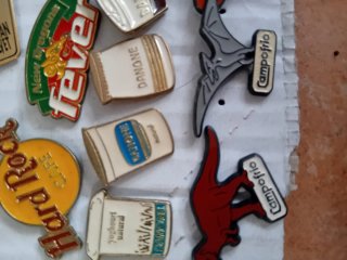 Pins diferentes marcas