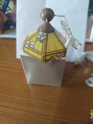 Lámparas para casas de muñecas