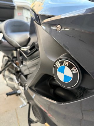 BMW F800GT Gris - Súper Equipada y cuidada