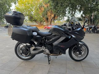 BMW F800GT Gris - Súper Equipada y cuidada
