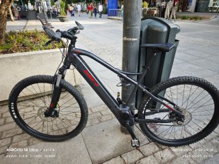 Bicicleta Eléctrica BH Atom 29