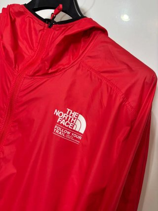 Chaqueta The North Face Windwall Roja