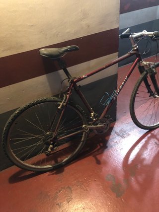 Bicicleta Híbrida Montaña/Ciudad