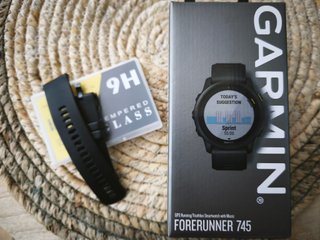Reloj Garmin Forerunner 745 + 2 correas+2  protect