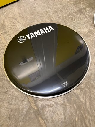 Parche Bombo Batería Yamaha 22”