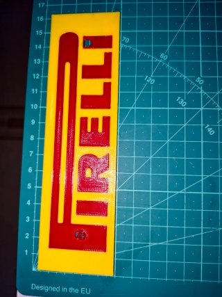Decoración Scalextric Pirelli P Zero