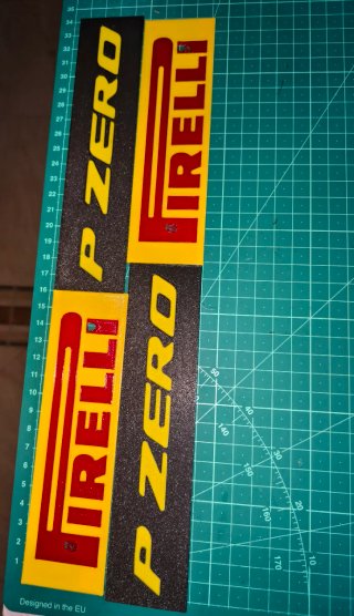 Decoración Scalextric Pirelli P Zero
