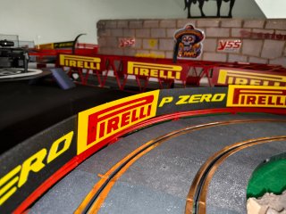 Decoración Scalextric Pirelli P Zero
