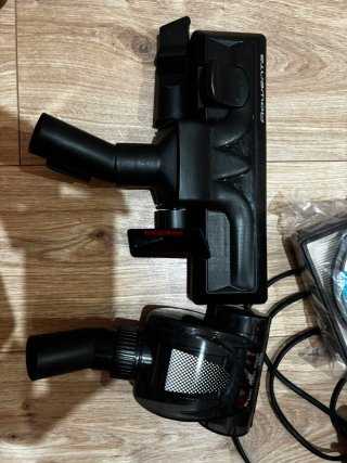 Aspirador Rowenta Cyclonic Compact Power