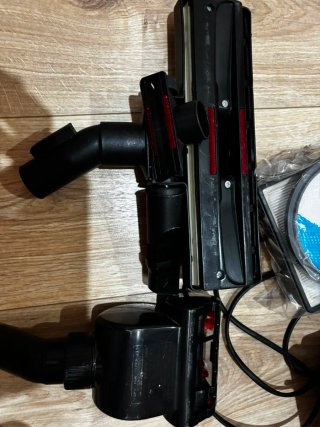 Aspirador Rowenta Cyclonic Compact Power