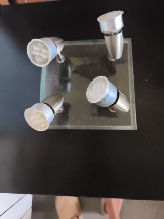 Lámpara aplique de metal y cristal