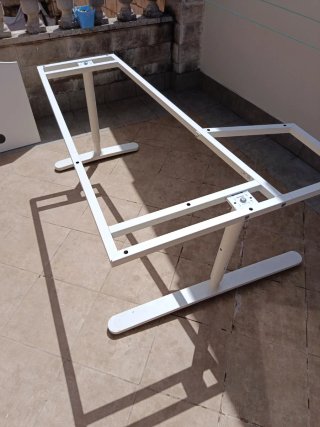 Mesa de oficina blanca de ikea