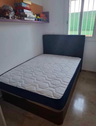 Canapé abatible  de madera