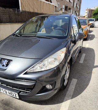 Peugeot 207 1.6HDI FAP ACTIVE