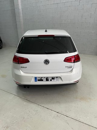 Volkswagen Golf 2.0 TDI AUTO  2015