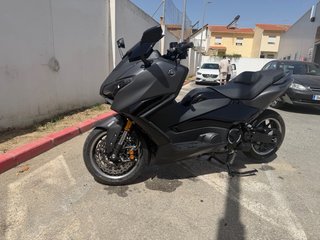 Yamaha TMAX 560 Tech MAX Negra