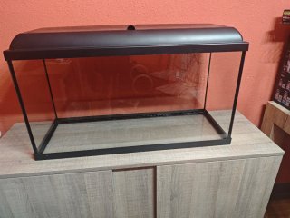 Mueble, Acuario 100L + Filtro y Decoración
