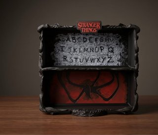 Expositor Stranger Things Funko Pop