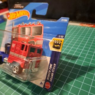 Hot Wheels Optimus Prime Transformers PERFETTA
