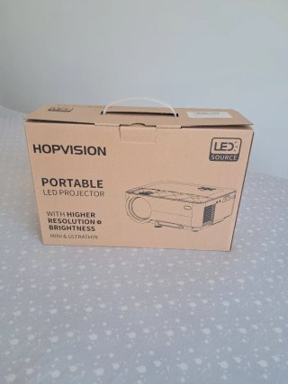 Proyector LED HOPVISION Portátil 6500 Lúmenes