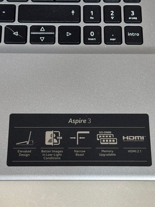 Portátil Acer Aspire 3