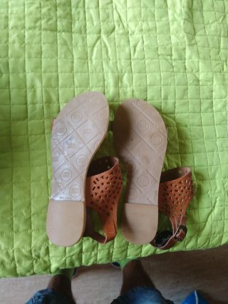 Sandalias planas de cuero mujer T37