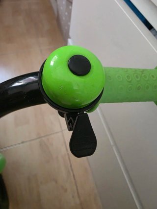 Bicicleta de equilibrio Chicco Green Rocket