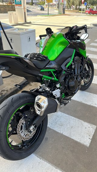 Kawasaki Z900 2023