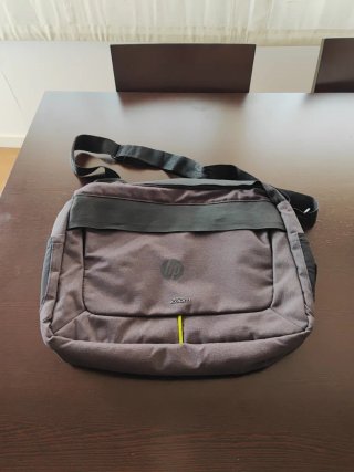 Maletín y Mochila HP