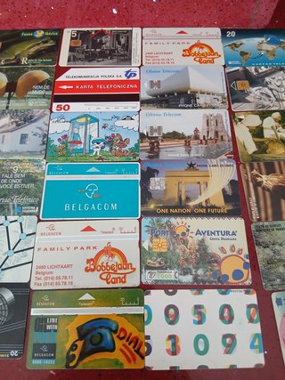 50 carte telefoniche da collezione
