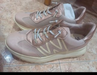 Zapatillas Wonders Piel Talla 38 ¡A ESTRENAR!